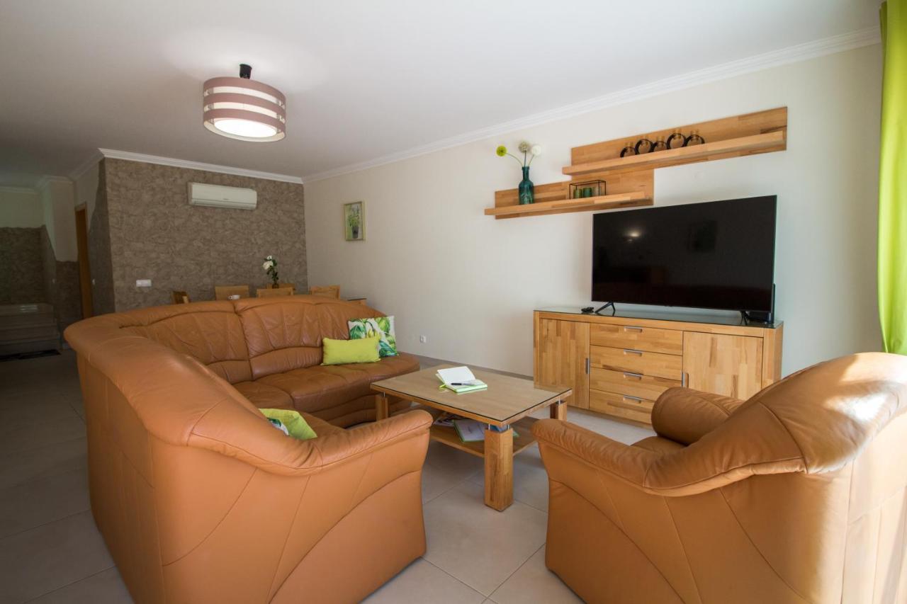 Cliff-Top Townhouse With Stunning Ocean Views Carvoeiro  Eksteriør billede